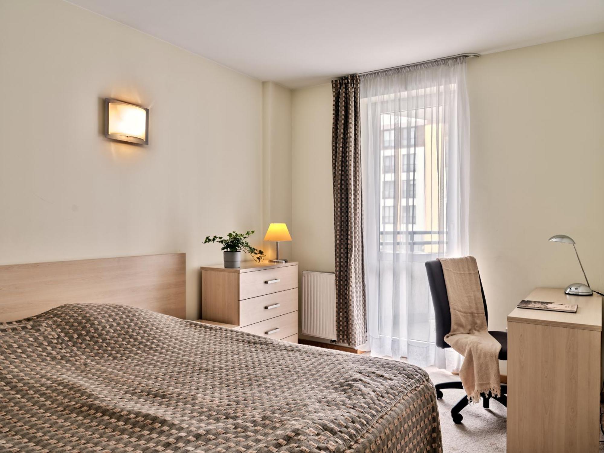 Apartahotel Media Park 3*