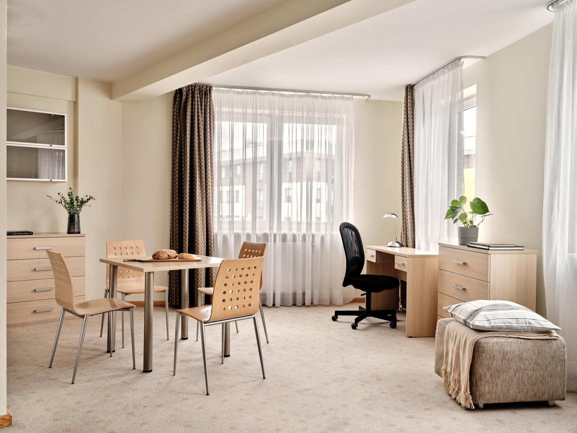 Aparthotel Media Park